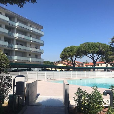 Appartamento Holiday Caorle Esterno foto